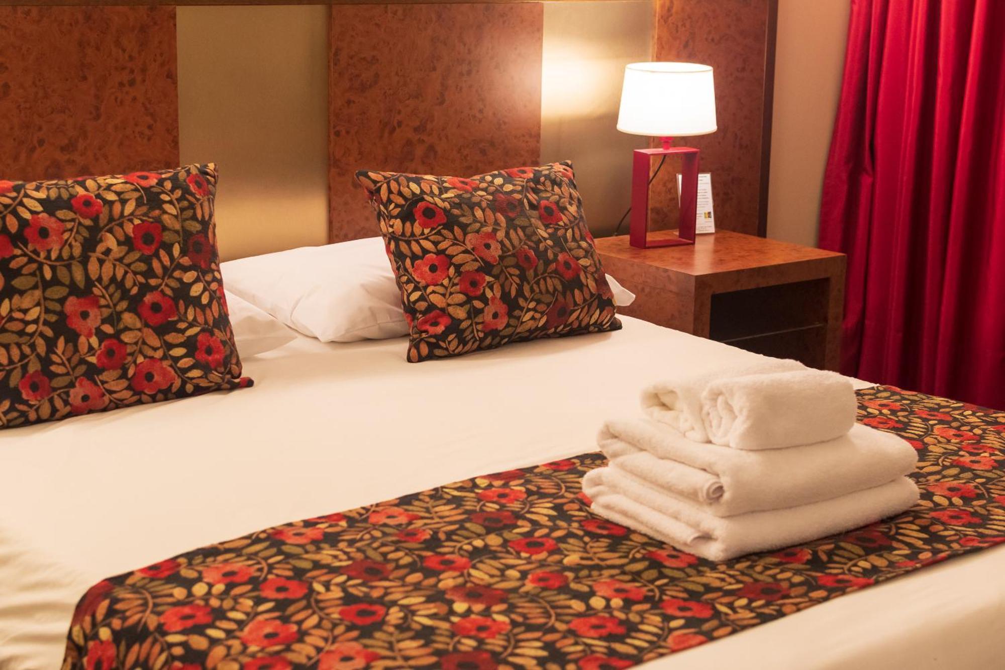 1412 Hotel Boutique โรซาริโอ ภายนอก รูปภาพ